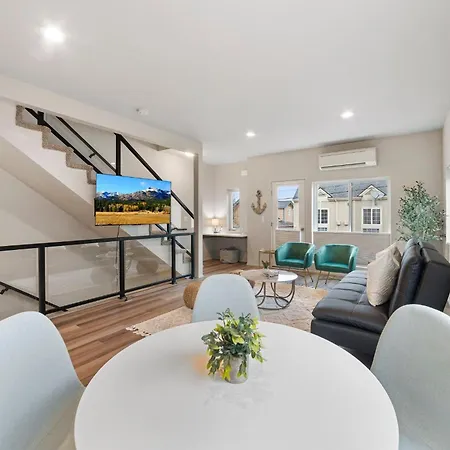 Brand New Fully Updated Condo 912 In Anacortes